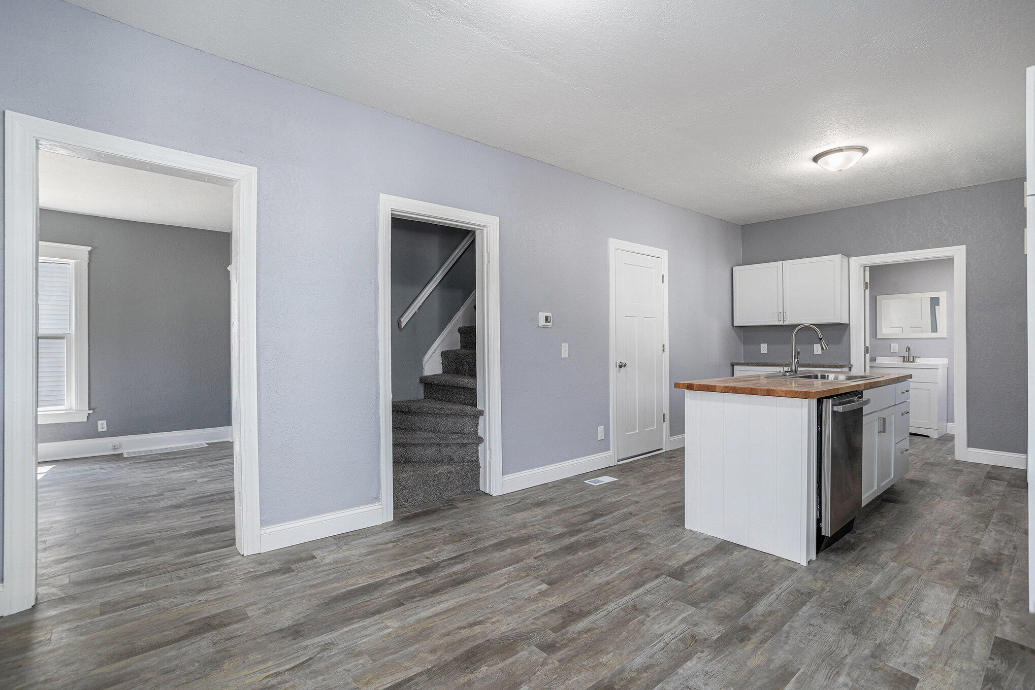 Battle Creek, Michigan 49037, United States, 2 Bedrooms Bedrooms, ,1 BathroomBathrooms,Residential,Pending,113267