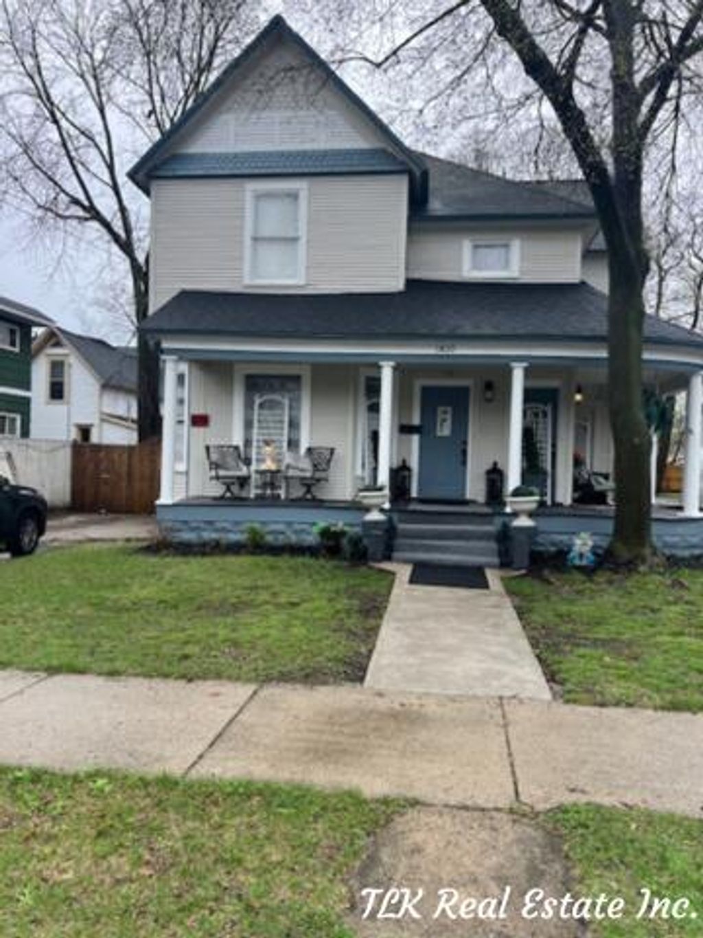 Photo of 1420 Clinton Street, Muskegon, MI 49442 (MLS # 26016007)
