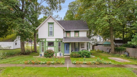 Photo for 208 E Jefferson Street