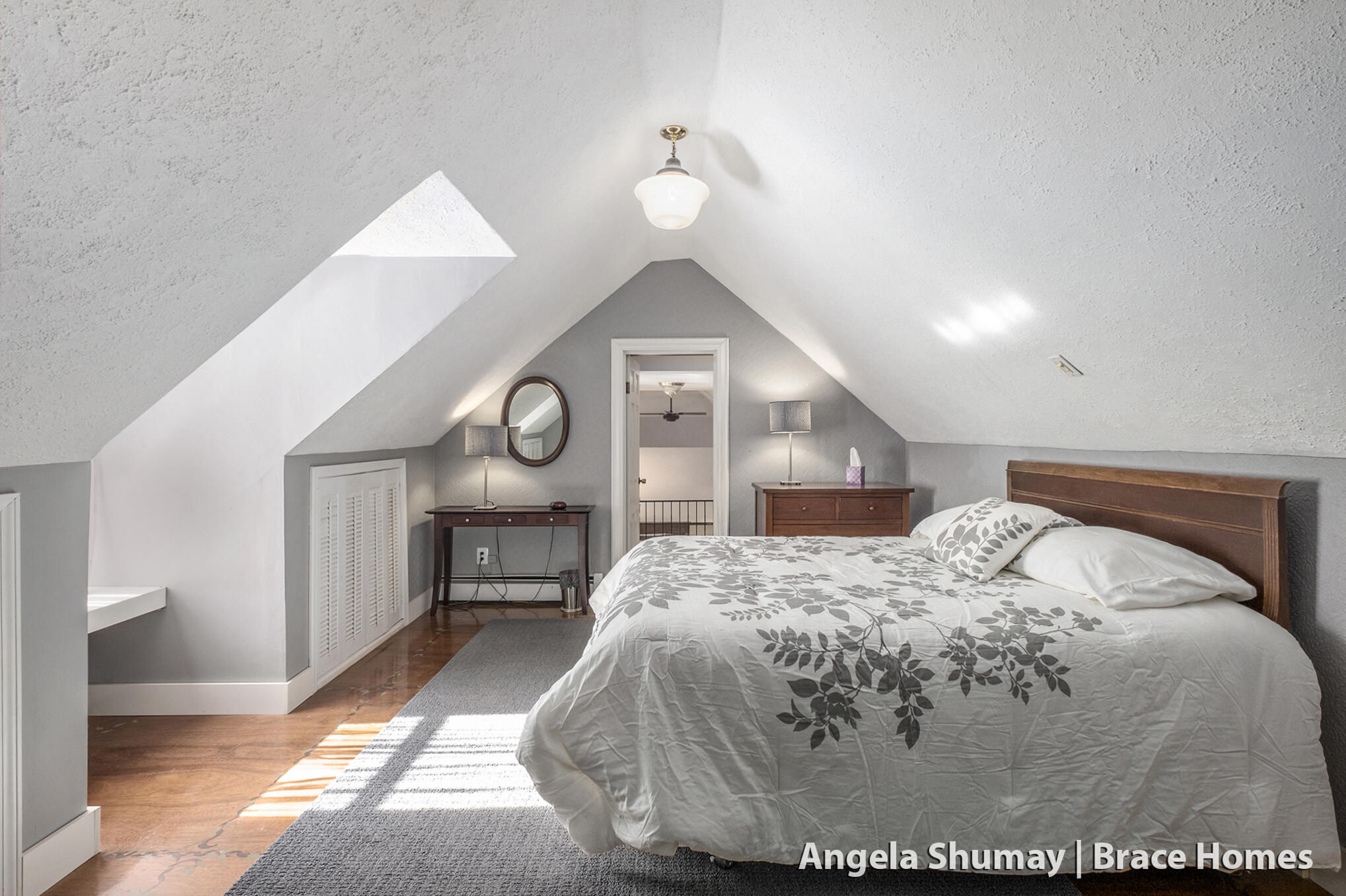 Grand Rapids, Michigan 49525, United States, 3 Bedrooms Bedrooms, ,2 BathroomsBathrooms,Residential,Pending,236744