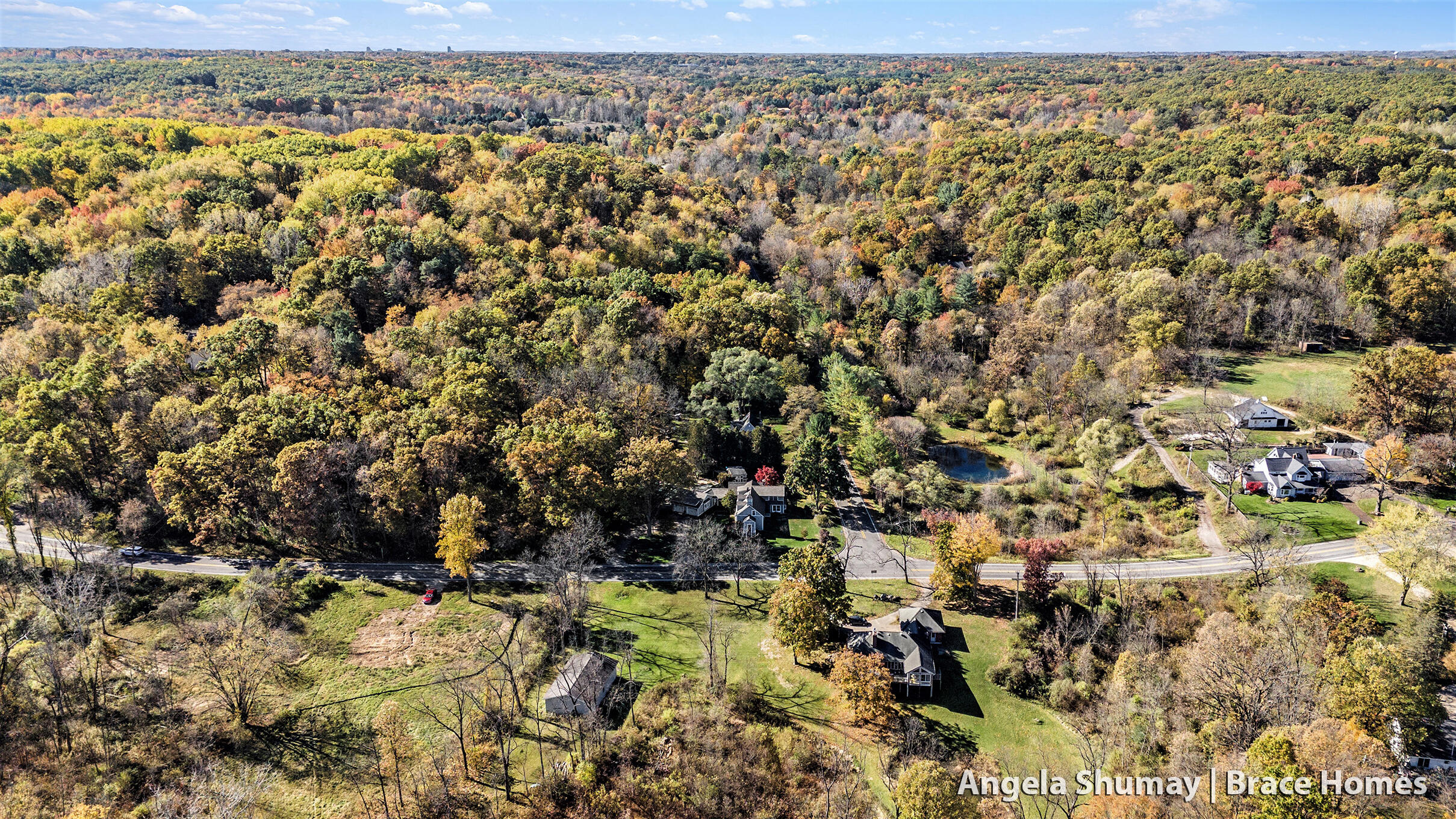 Grand Rapids, Michigan 49525, United States, 3 Bedrooms Bedrooms, ,2 BathroomsBathrooms,Residential,Pending,236744