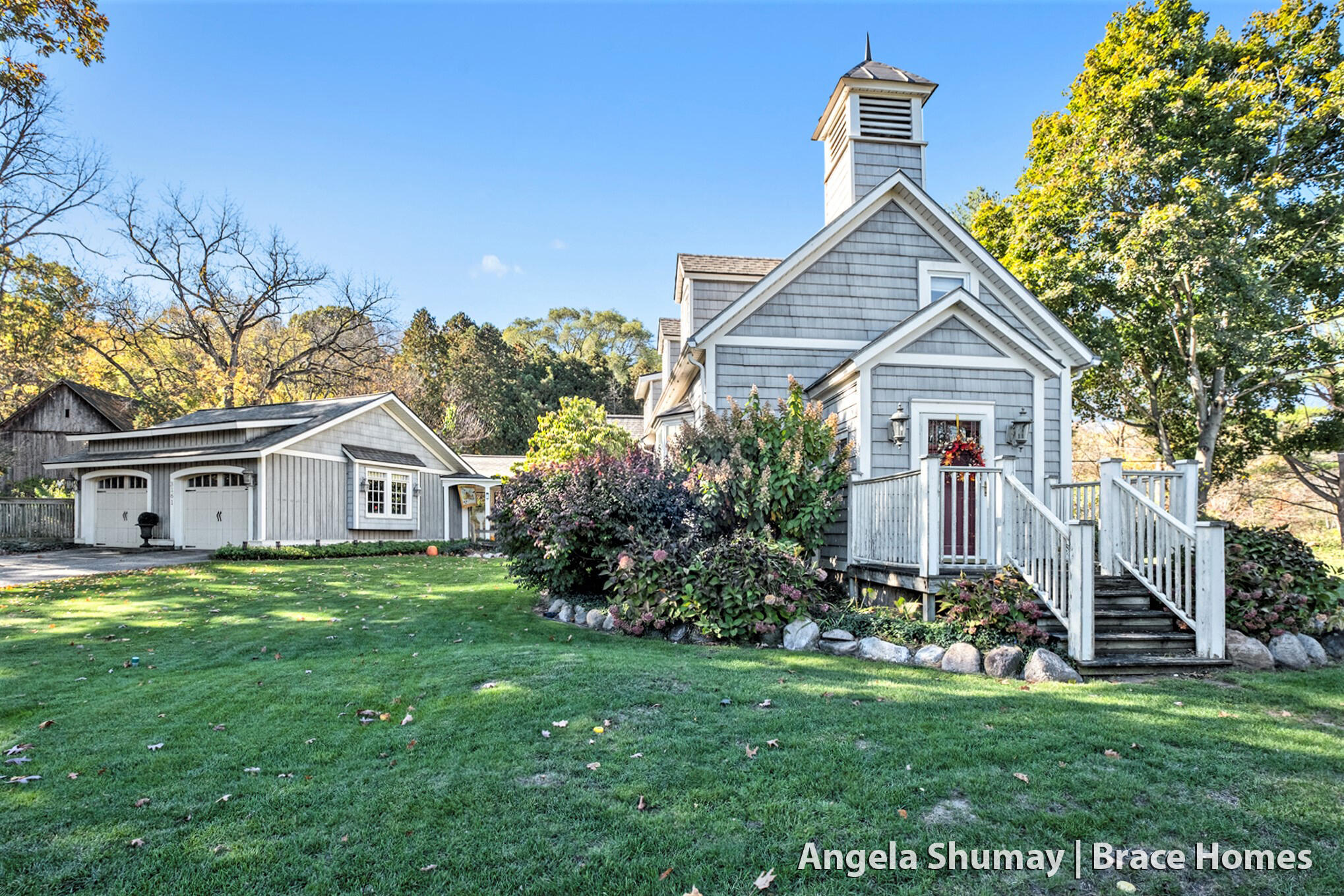 Grand Rapids, Michigan 49525, United States, 3 Bedrooms Bedrooms, ,2 BathroomsBathrooms,Residential,Pending,236744