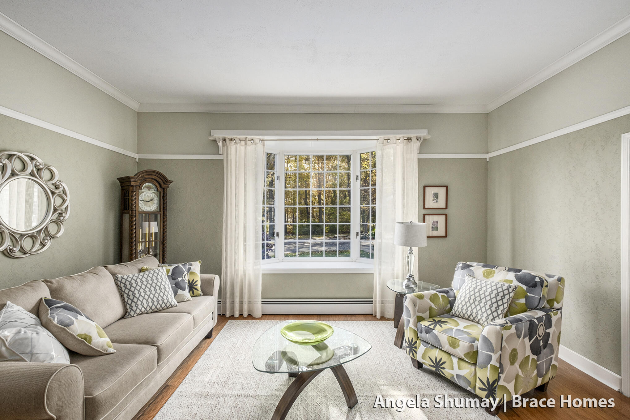 Grand Rapids, Michigan 49525, United States, 3 Bedrooms Bedrooms, ,2 BathroomsBathrooms,Residential,Pending,236744