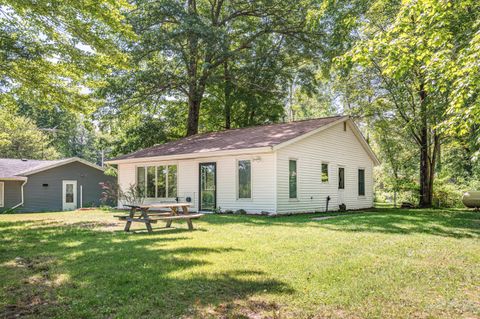 Photo of 3249 Evergreen Road, Sears, MI 49679 (MLS # 25031513)