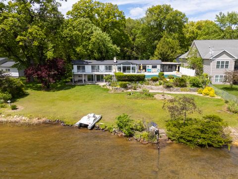 812 Barberry Avenue Portage MI 49002