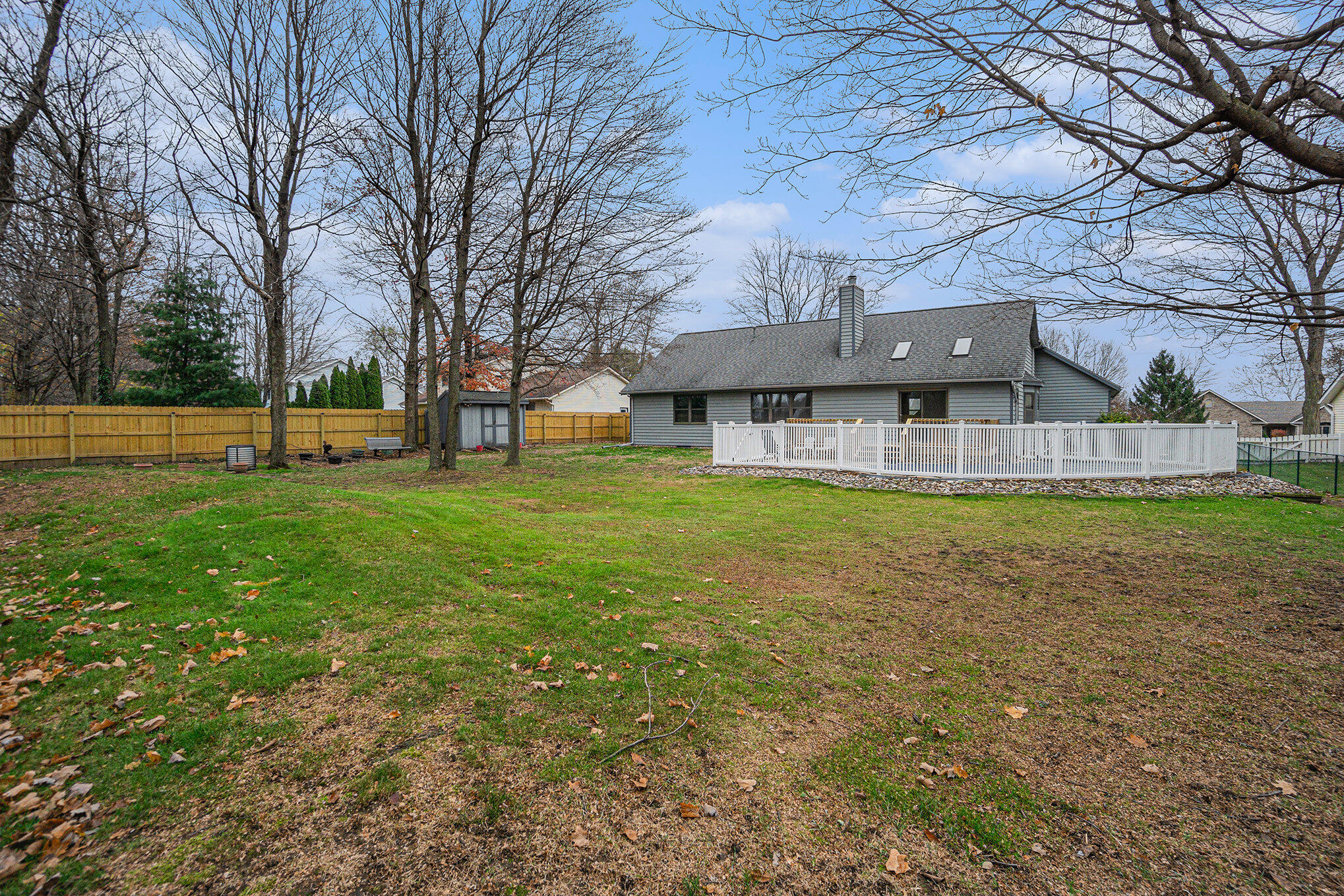 Kalamazoo, Michigan 49048, United States, 3 Bedrooms Bedrooms, ,3 BathroomsBathrooms,Residential,Pending,31694