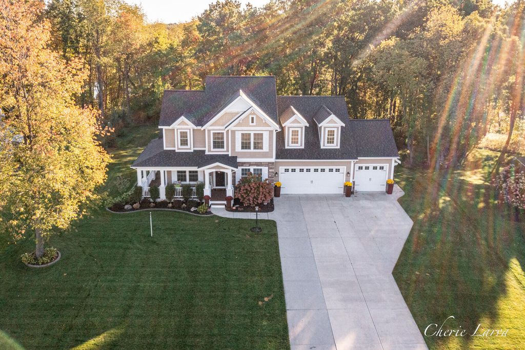 Photo of 6436 Summer Meadows Drive NE, Rockford, MI 49341 (MLS # 25055686)