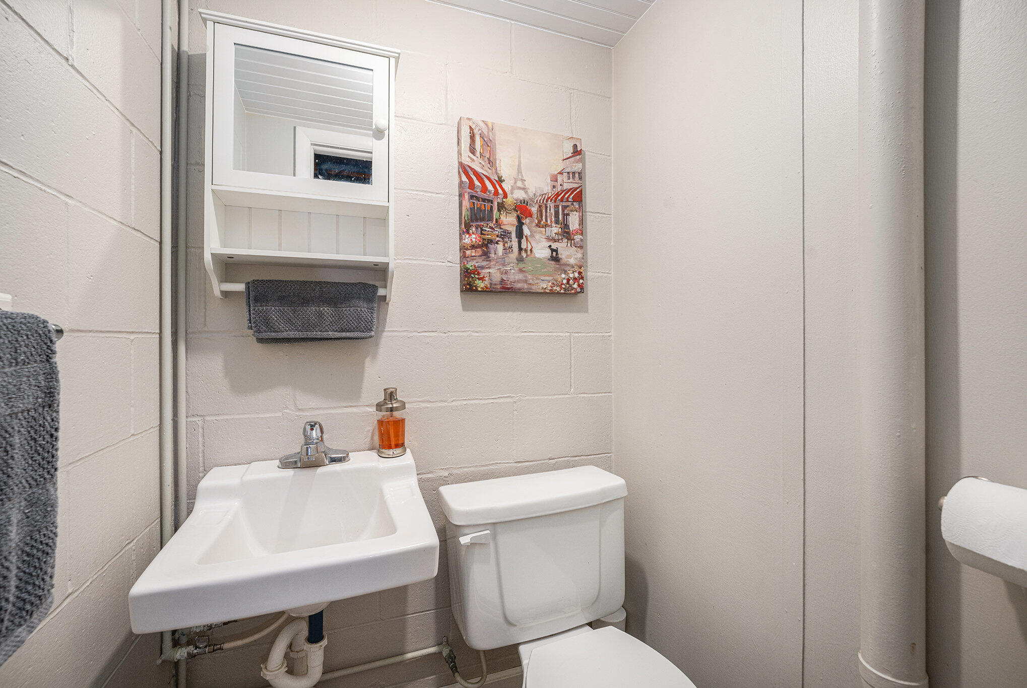 Kalamazoo, Michigan 49006, United States, 3 Bedrooms Bedrooms, ,2 BathroomsBathrooms,Residential,Active,164245