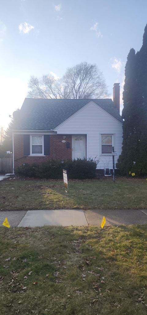 Photo of 6558 Balfour Avenue, Allen Park, MI 48101 (MLS # 26013624)