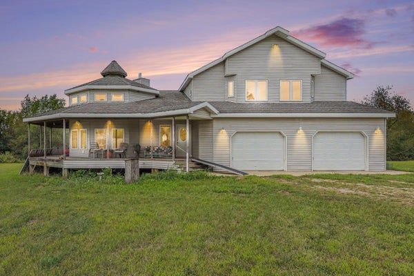 12800 LITTS RD, DELTON, MI 49046 - Image ba409ef7c8a10767f50b9aa36f99cc8f/1184113120