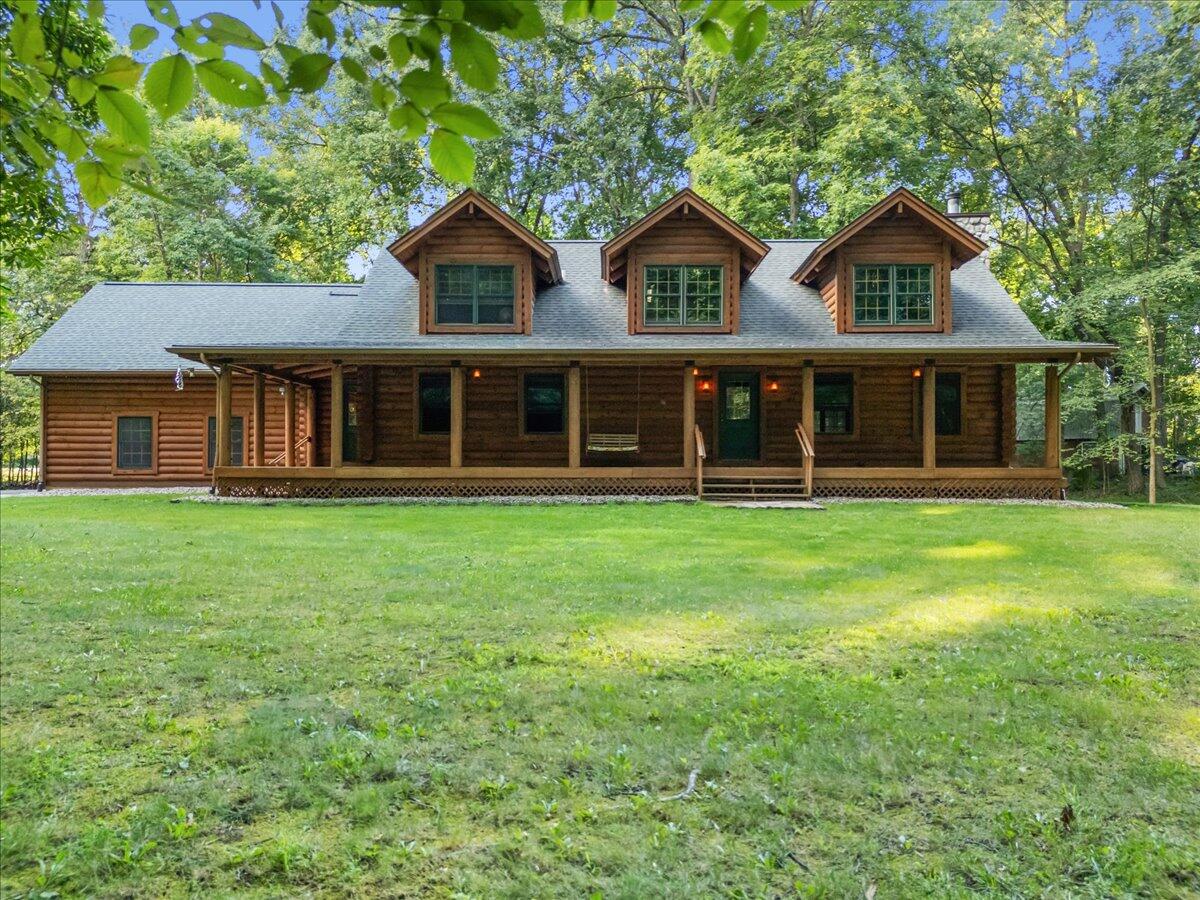 View Howell, MI 48843 house