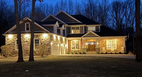 2530 Heritage Way Stevensville MI 49127