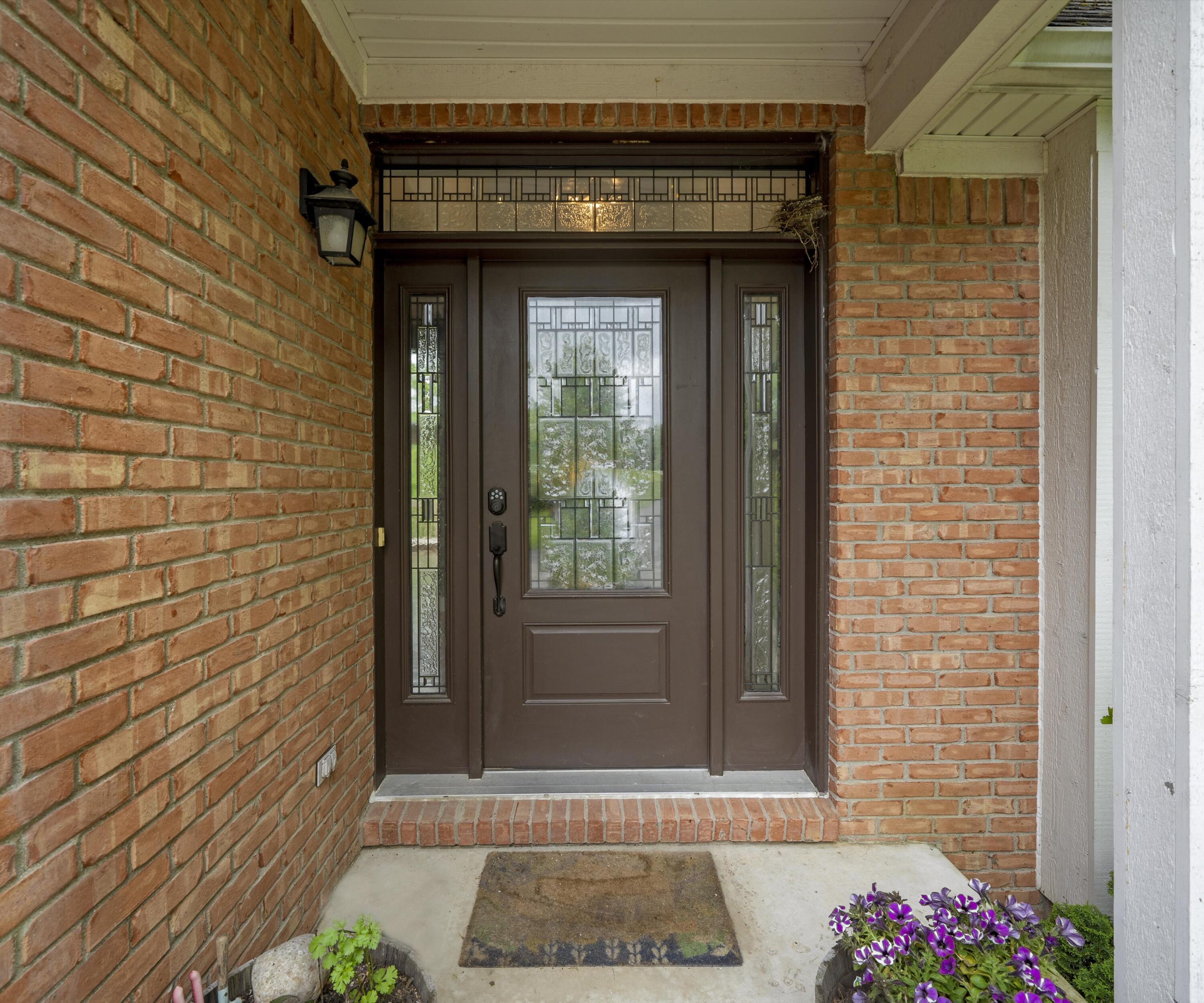 6201 Donovanridge