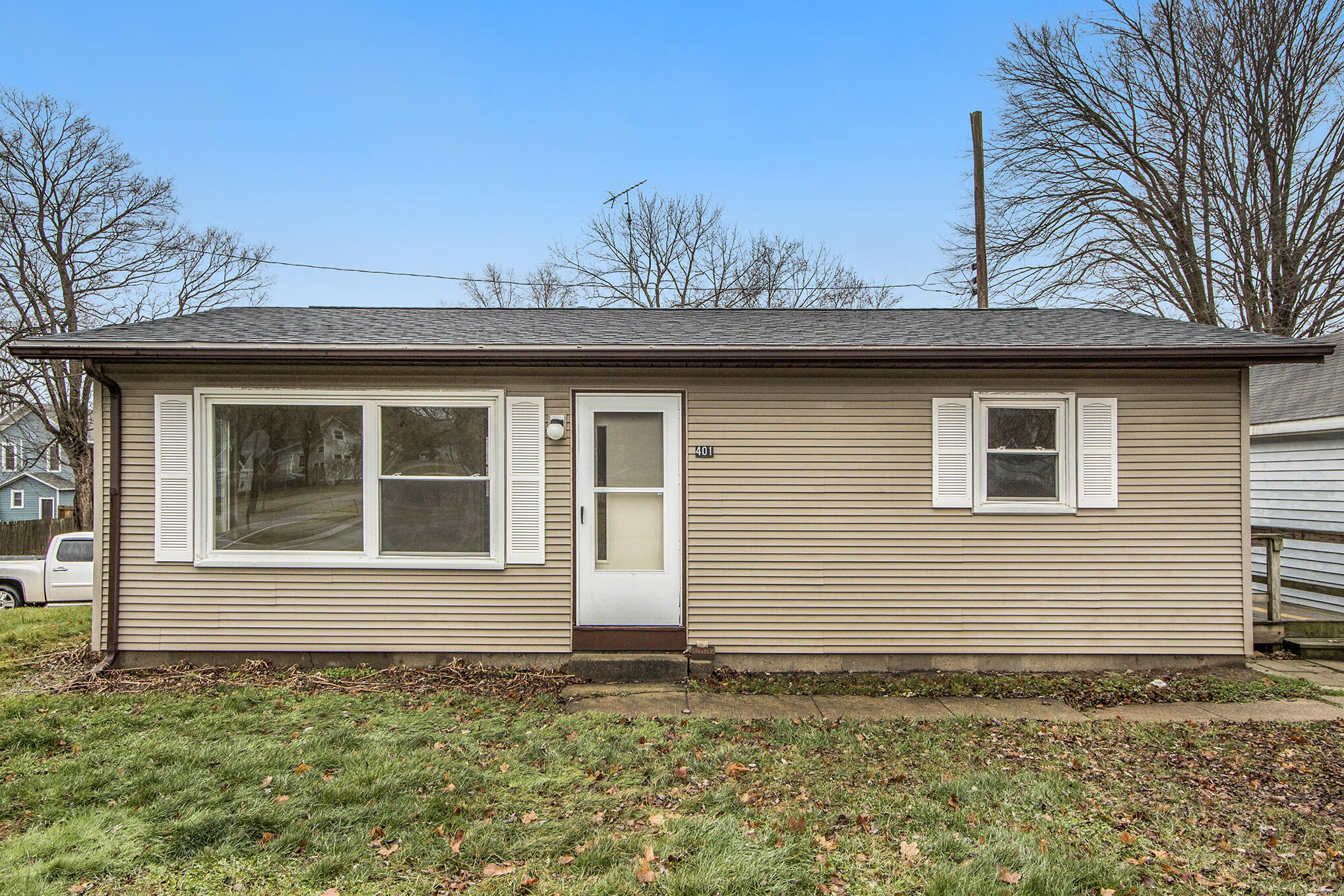 Augusta, Michigan 49012, United States, 2 Bedrooms Bedrooms, ,1 BathroomBathrooms,Residential,Active,231041