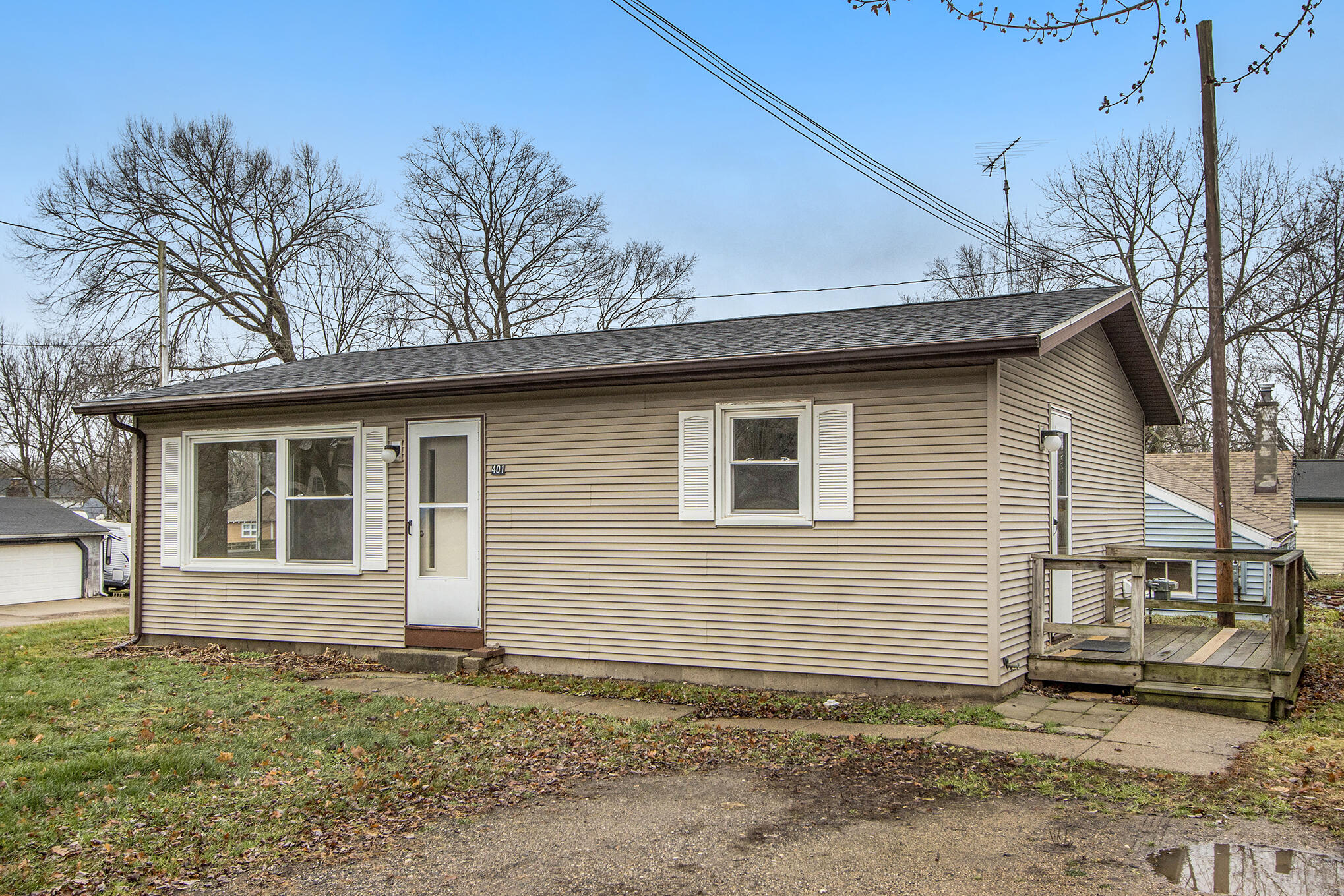 Augusta, Michigan 49012, United States, 2 Bedrooms Bedrooms, ,1 BathroomBathrooms,Residential,Active,231041