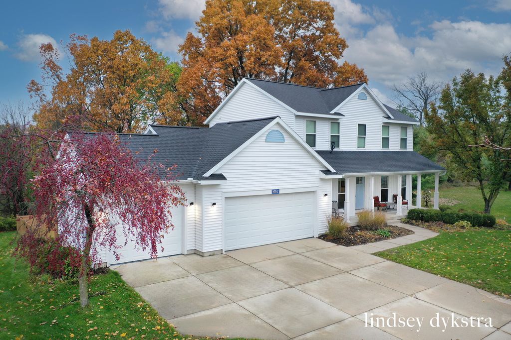 Photo of 6409 Cannon Farms Drive NE, Rockford, MI 49341 (MLS # 26005929)