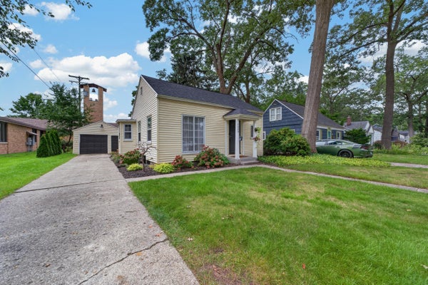 1629 MONTAGUE AVE, MUSKEGON, MI 49441 - Image bbfb297a3bbcd896388e52c5849fd5e9/3908733238