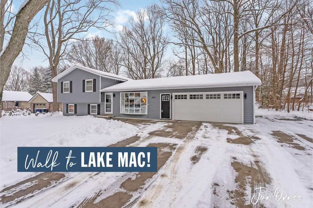 Photo of 645 Midway Avenue, Holland, MI 49423 (MLS # 25060656)