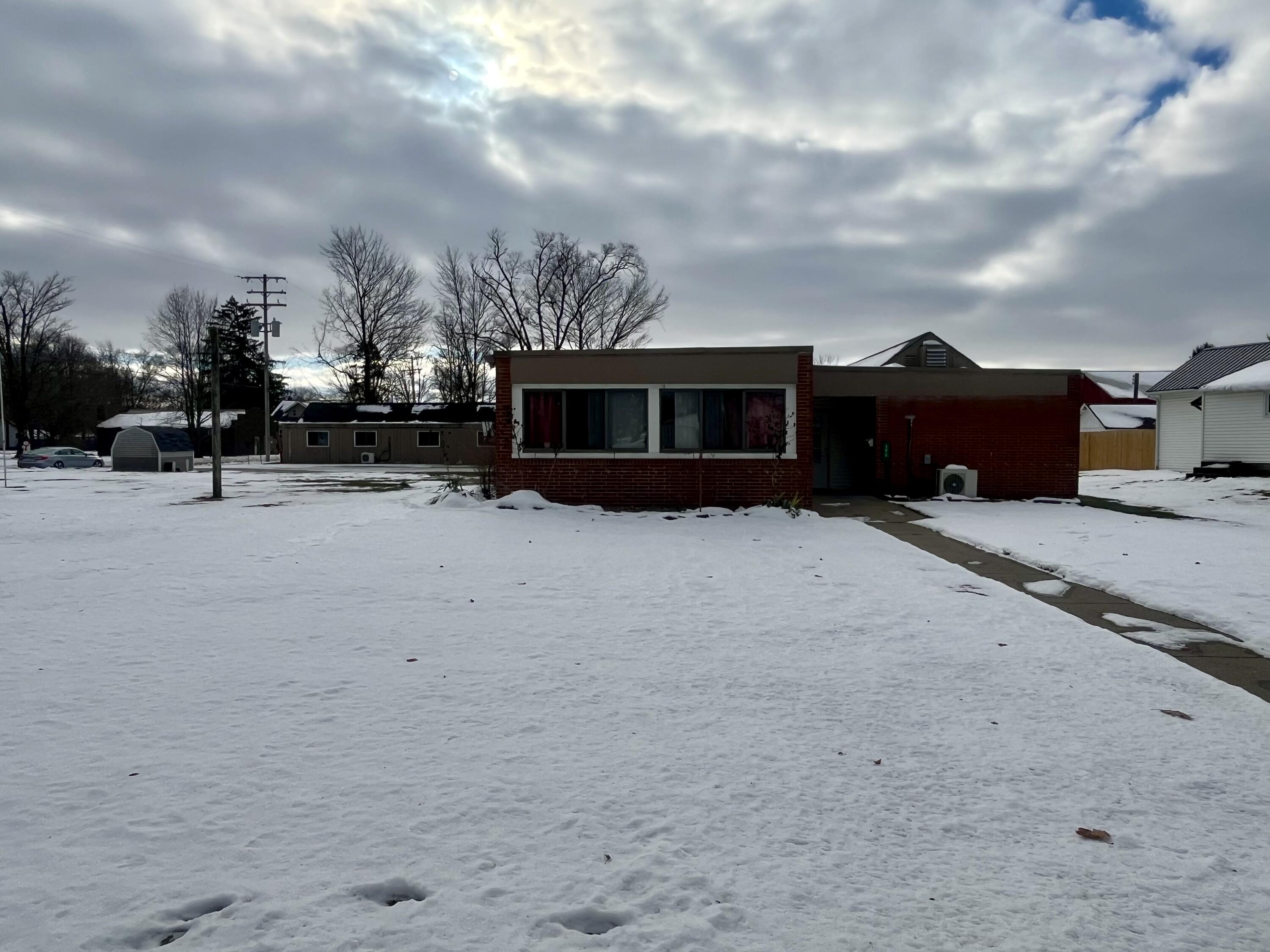 505 W Chicago Street