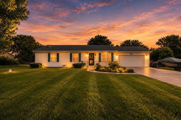 54241 W RIDGEVIEW CIR, PAW PAW, MI 49079 - Image bc735bae79a2c2dbcdb928afbf6e5afe/3627862789