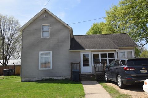 701 W Saint Joseph Street Lawrence MI 49064