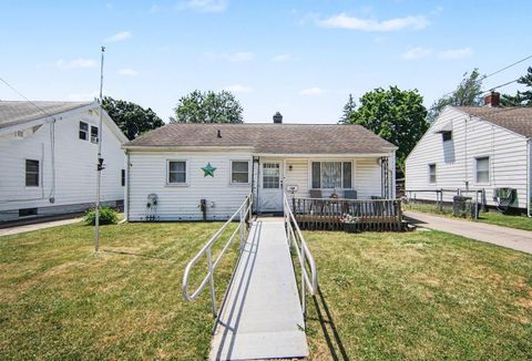 Photo for 718 N Elm Avenue