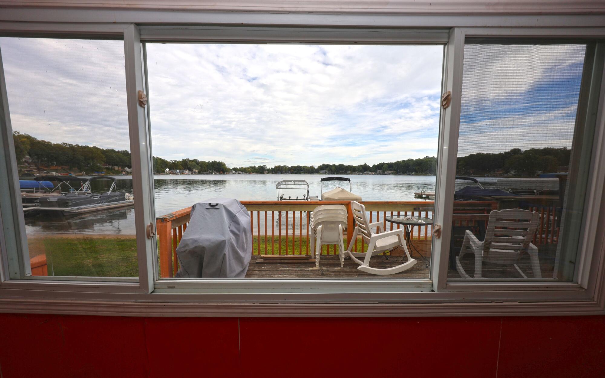 67023 Lakeshore Drive