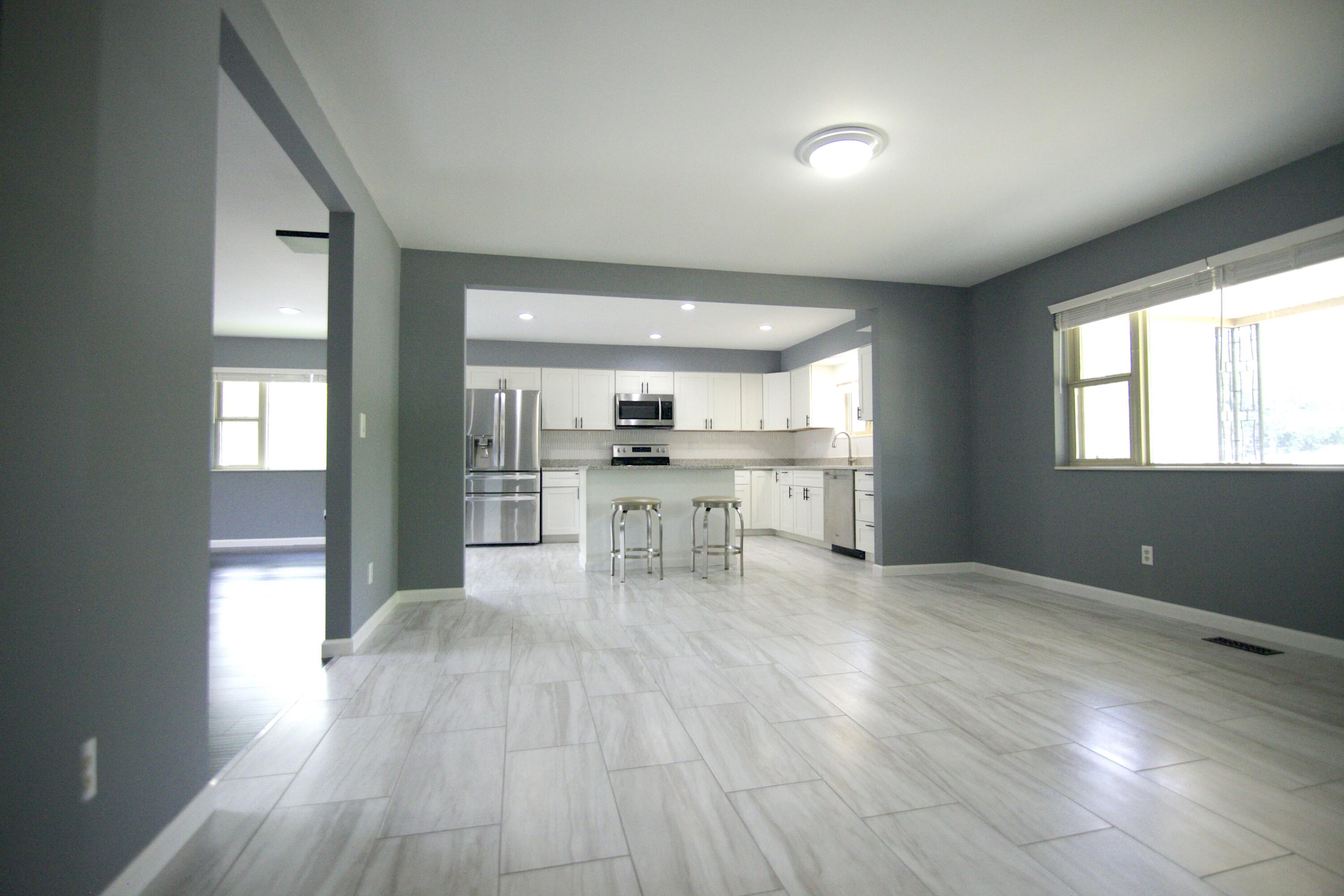 3325 John R Road
