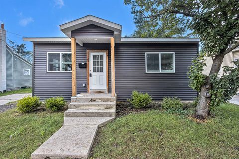 Photo of 23 Batavia Place NE, Grand Rapids, MI 49503 (MLS # 26017387)