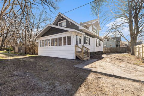 247 Washington Avenue, Muskegon, MI 49441 - MLS#: 25016063