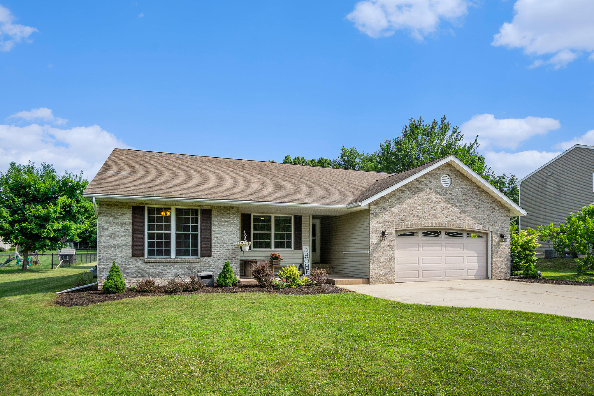 32076 Valewood Lane