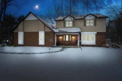 22279 Loupee Drive Cassopolis MI 49031