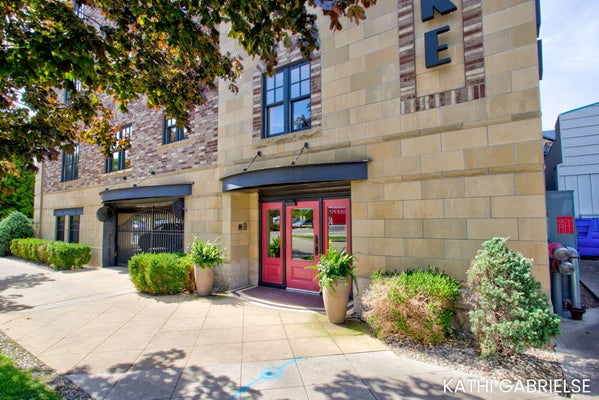 11 S 1ST ST UNIT 505, GRAND HAVEN, MI 49417 - Image bdeba0a28a667e39b6cfacd50f067eac/484045484