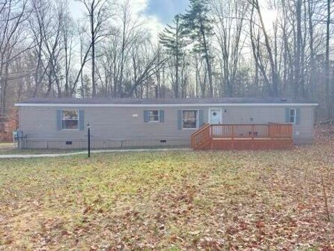 Photo of 202 Hills Circle, Leroy, MI 49655 (MLS # 26017484)