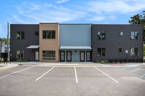 Photo of 608 Southworth Terrace, Kalamazoo, MI 49048 (MLS # 26012735)