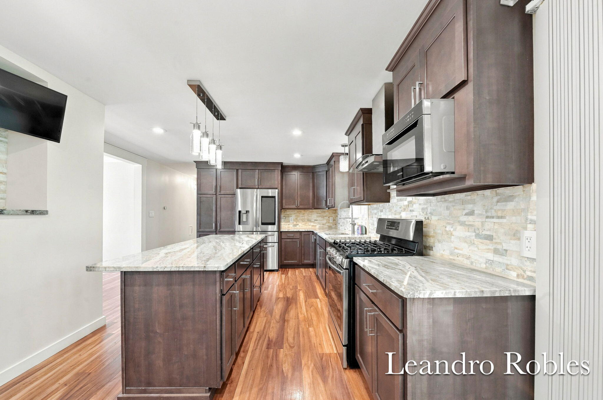 Listing 25