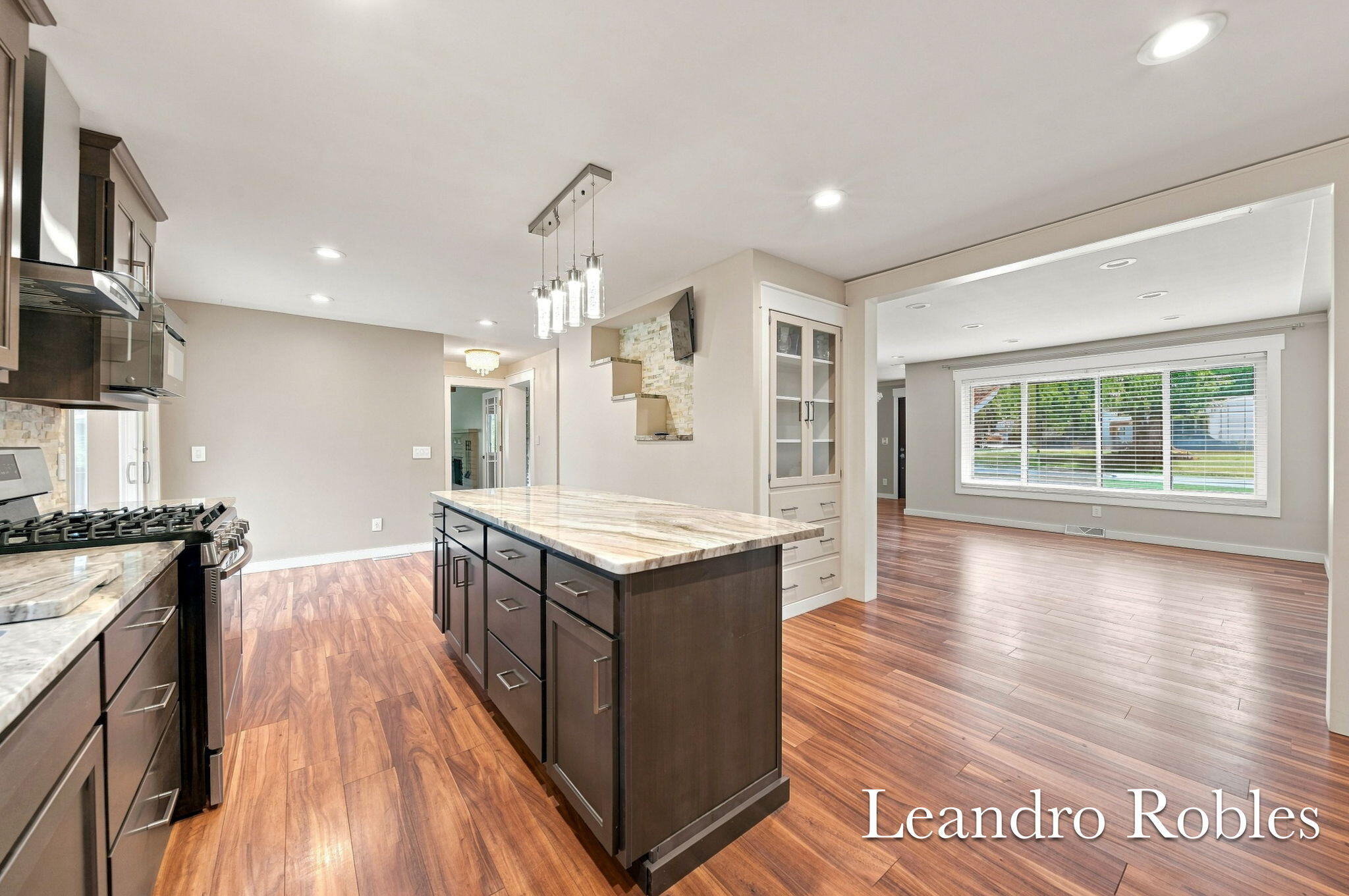 Listing 25