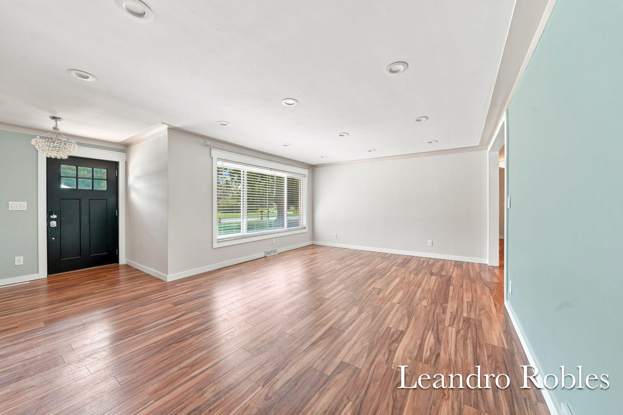 Listing 25