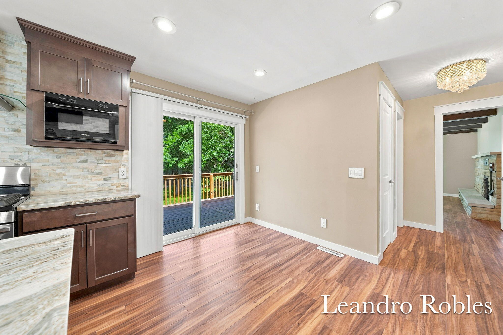 Listing 25