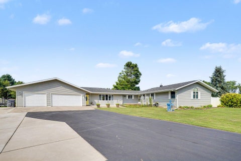 Photo for 12996 Bayview Drive