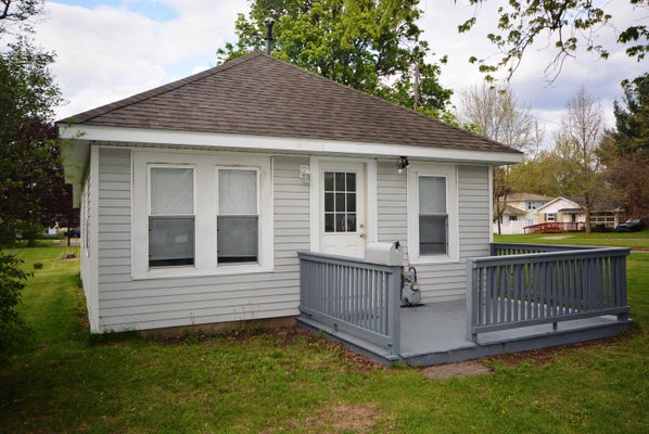 117 E NORTH ST, ALBION, MI 49224 - Image bf18b9b02dcba9c106f97367e7bcf9f9/1102932425