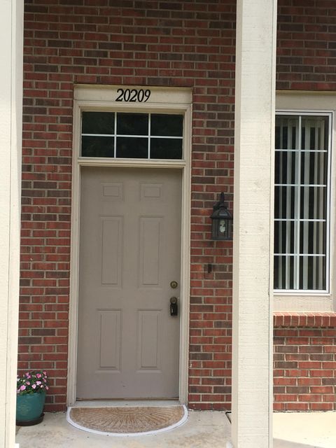 20209 Chesapeake Circle Walled Lake MI 48390