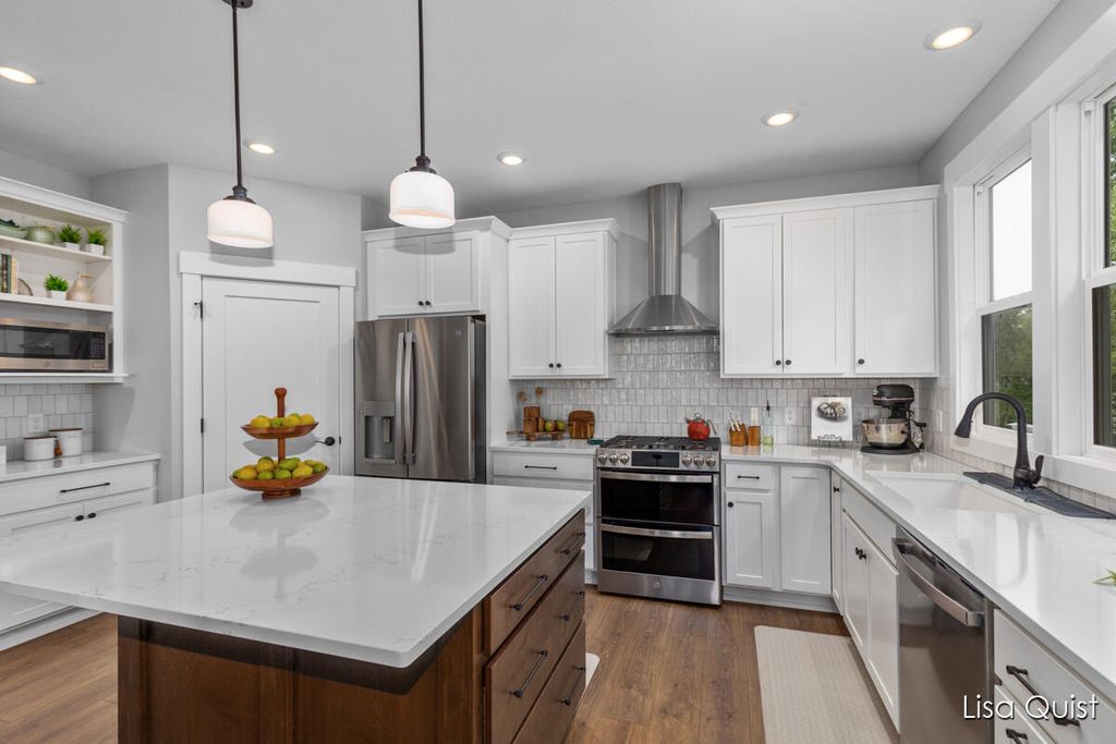 Photo of 299 Glenbrook Drive, Rockford, MI 49341 (MLS # 25039376)