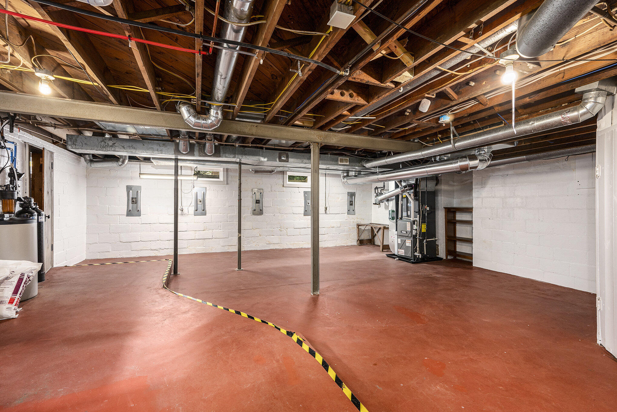 Kalamazoo, Michigan 49006, United States, 4 Bedrooms Bedrooms, ,2 BathroomsBathrooms,Residential,Pending,194764