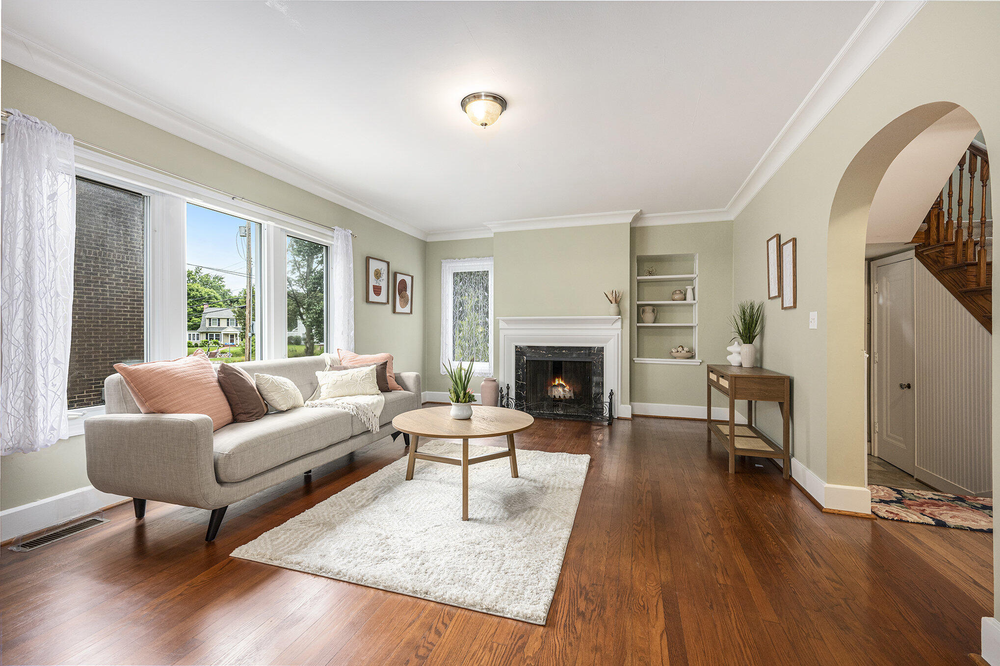 Kalamazoo, Michigan 49006, United States, 4 Bedrooms Bedrooms, ,2 BathroomsBathrooms,Residential,Pending,194764