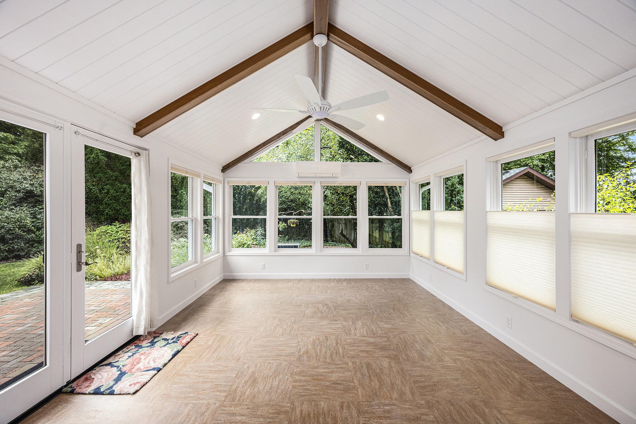 Kalamazoo, Michigan 49006, United States, 4 Bedrooms Bedrooms, ,2 BathroomsBathrooms,Residential,Pending,194764