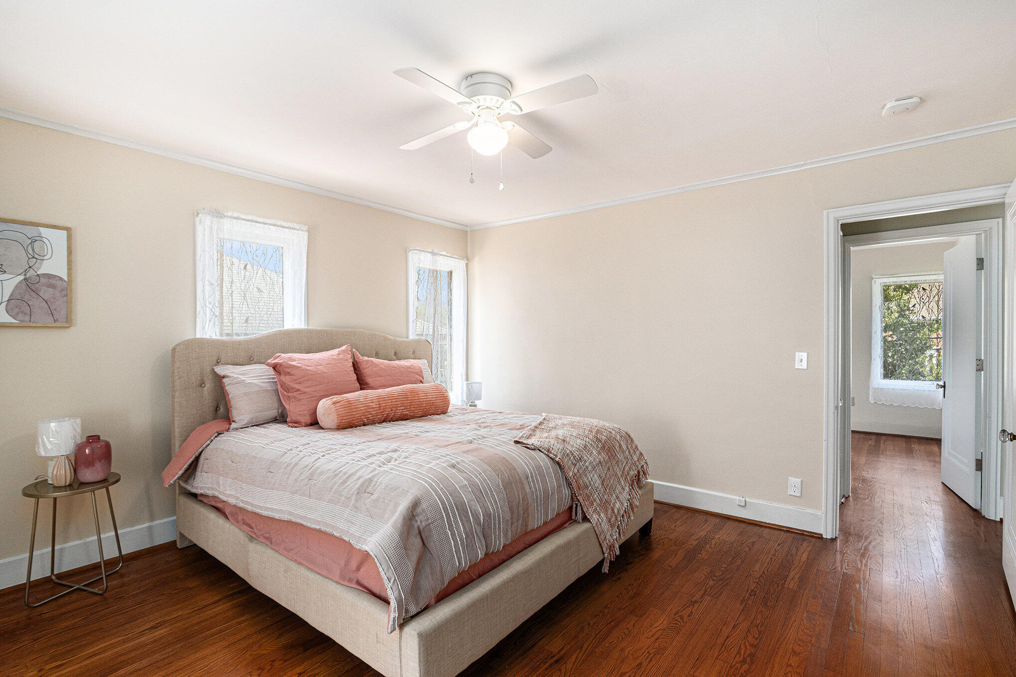 Kalamazoo, Michigan 49006, United States, 4 Bedrooms Bedrooms, ,2 BathroomsBathrooms,Residential,Pending,194764