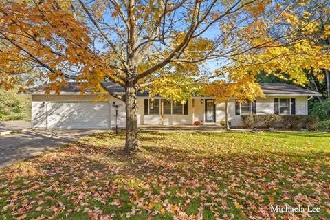 Photo for 876 W Tuttle Road