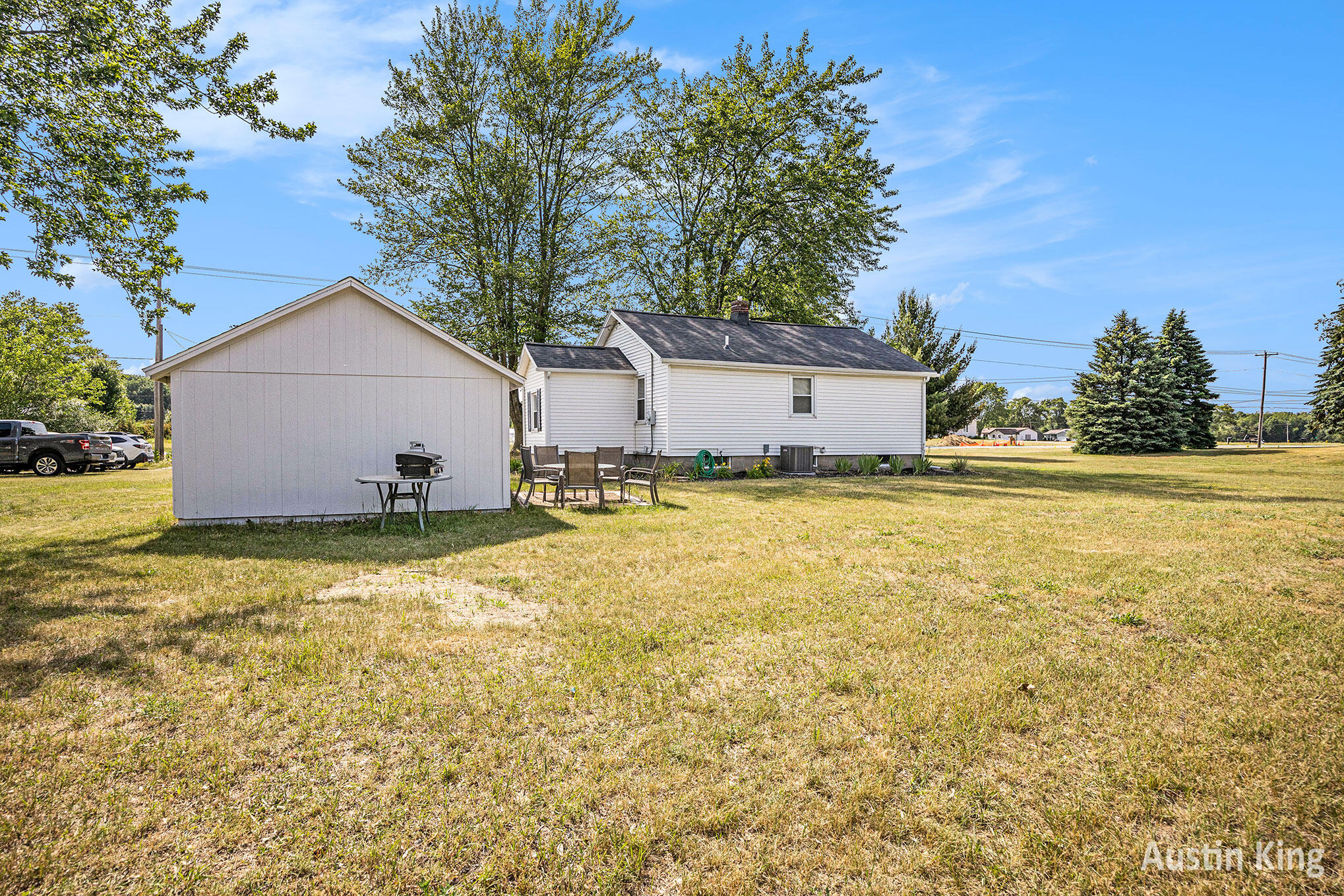 Hudsonville, Michigan 49426, United States, 2 Bedrooms Bedrooms, ,1 BathroomBathrooms,Residential,Pending,154132