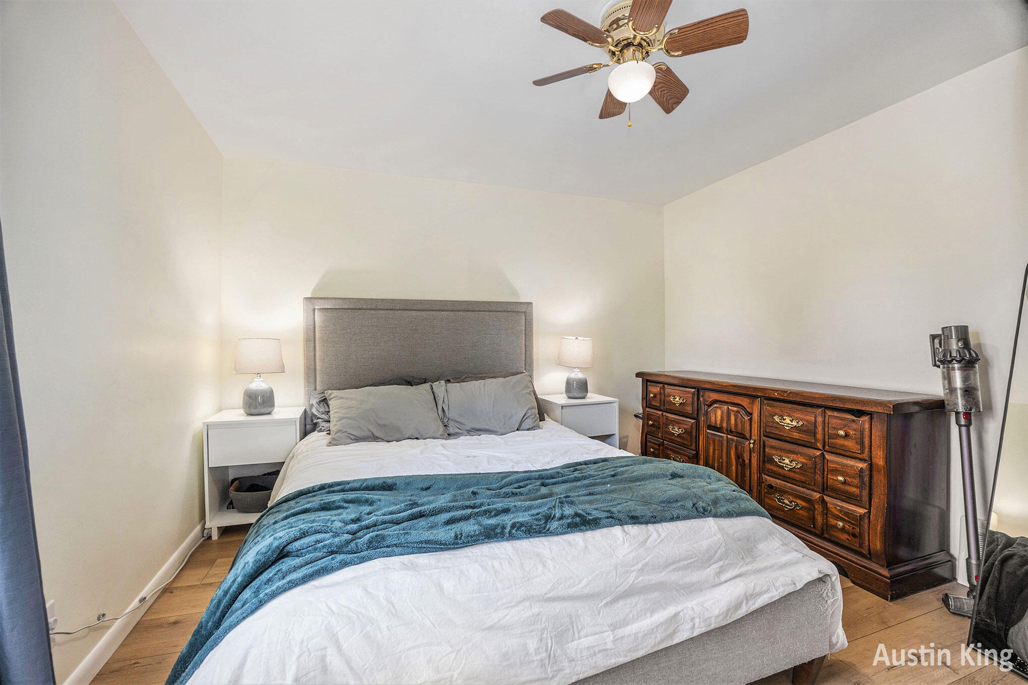 Hudsonville, Michigan 49426, United States, 2 Bedrooms Bedrooms, ,1 BathroomBathrooms,Residential,Pending,154132